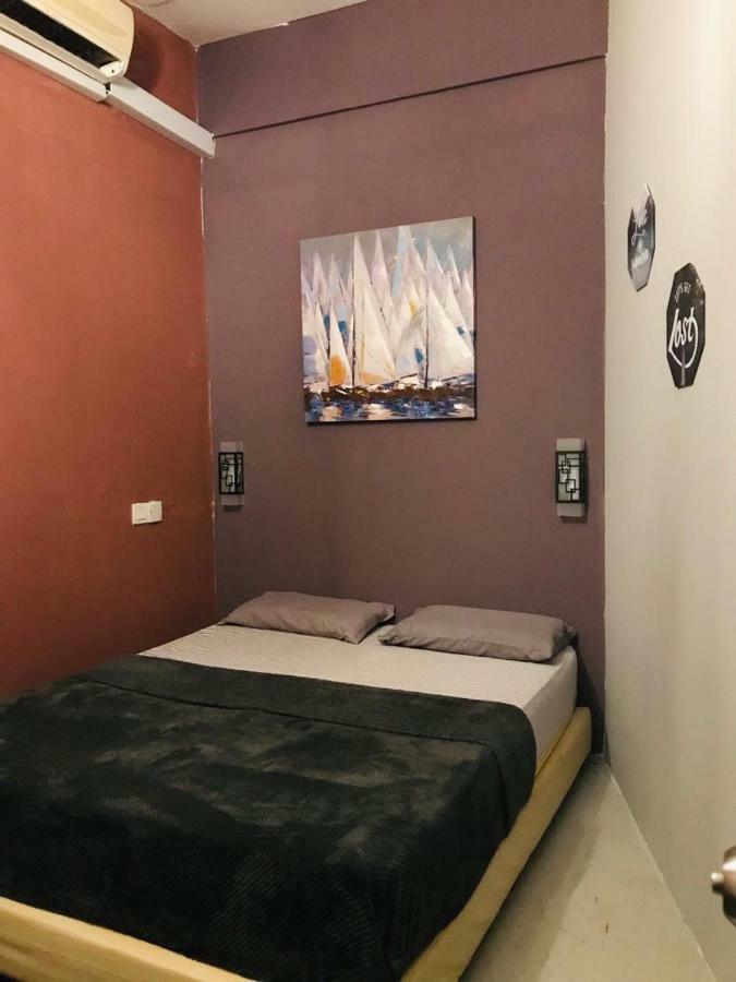 Borneo Sweet Guesthouse Kuching Ngoại thất bức ảnh